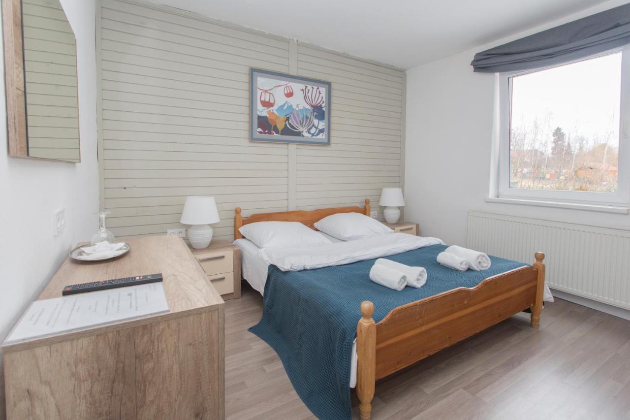 Guesthouse Yes In Bodice Екстериор снимка