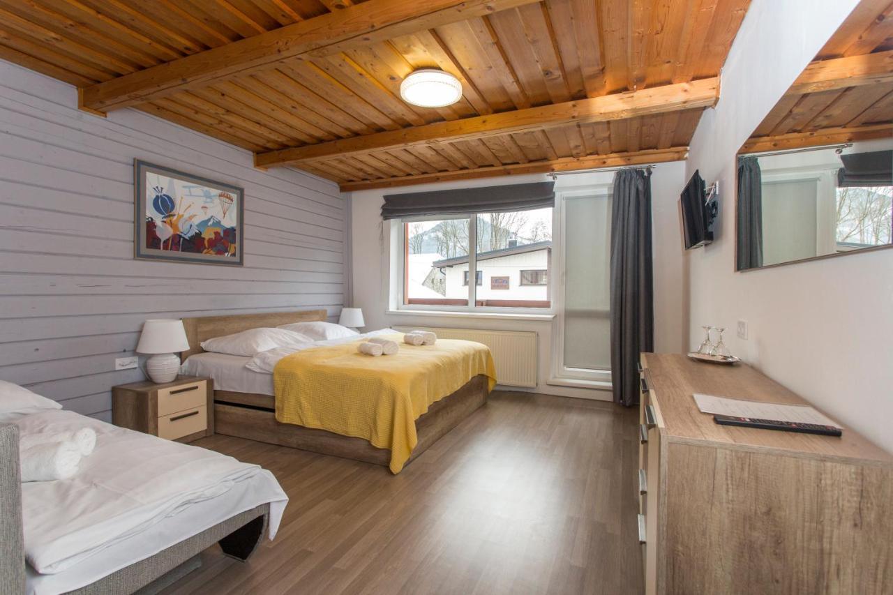 Guesthouse Yes In Bodice Екстериор снимка
