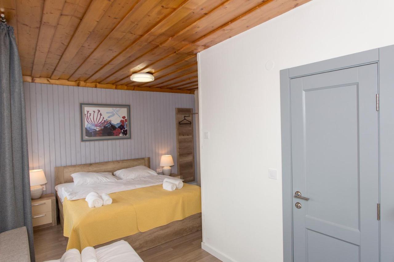 Guesthouse Yes In Bodice Екстериор снимка