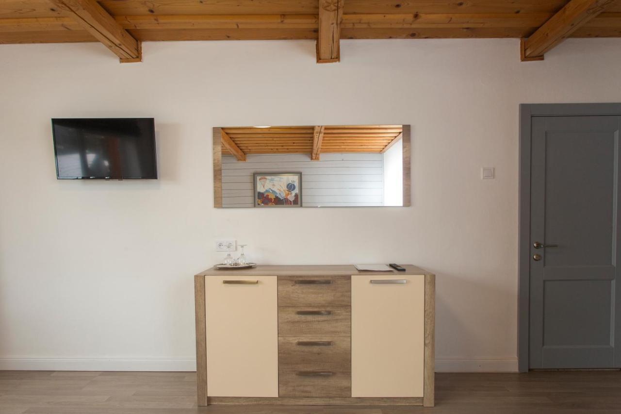 Guesthouse Yes In Bodice Екстериор снимка